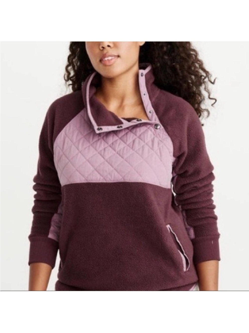 Abercrombie & Fitch purple fleece pullover